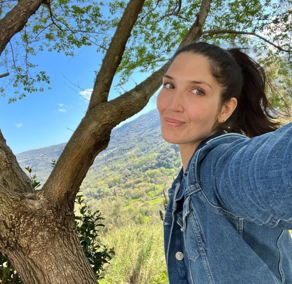 Alexandra Samoilis is a THI New Leader Star​